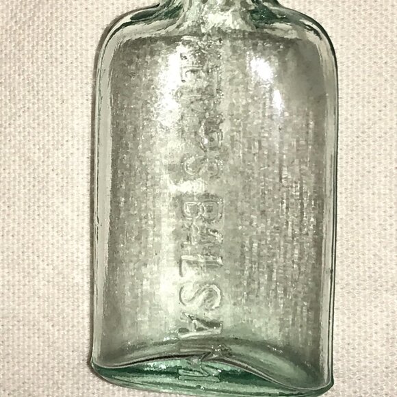 Vintage Kemp's Balsam Glass Bottle – 3" Antique Medicine Sample - Picture 4 of 4